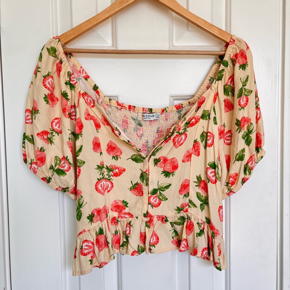 Arizona Jean Company Cream and Red Strawberry Patterned Puff Sleeve Blouse - Picture 6 of 7